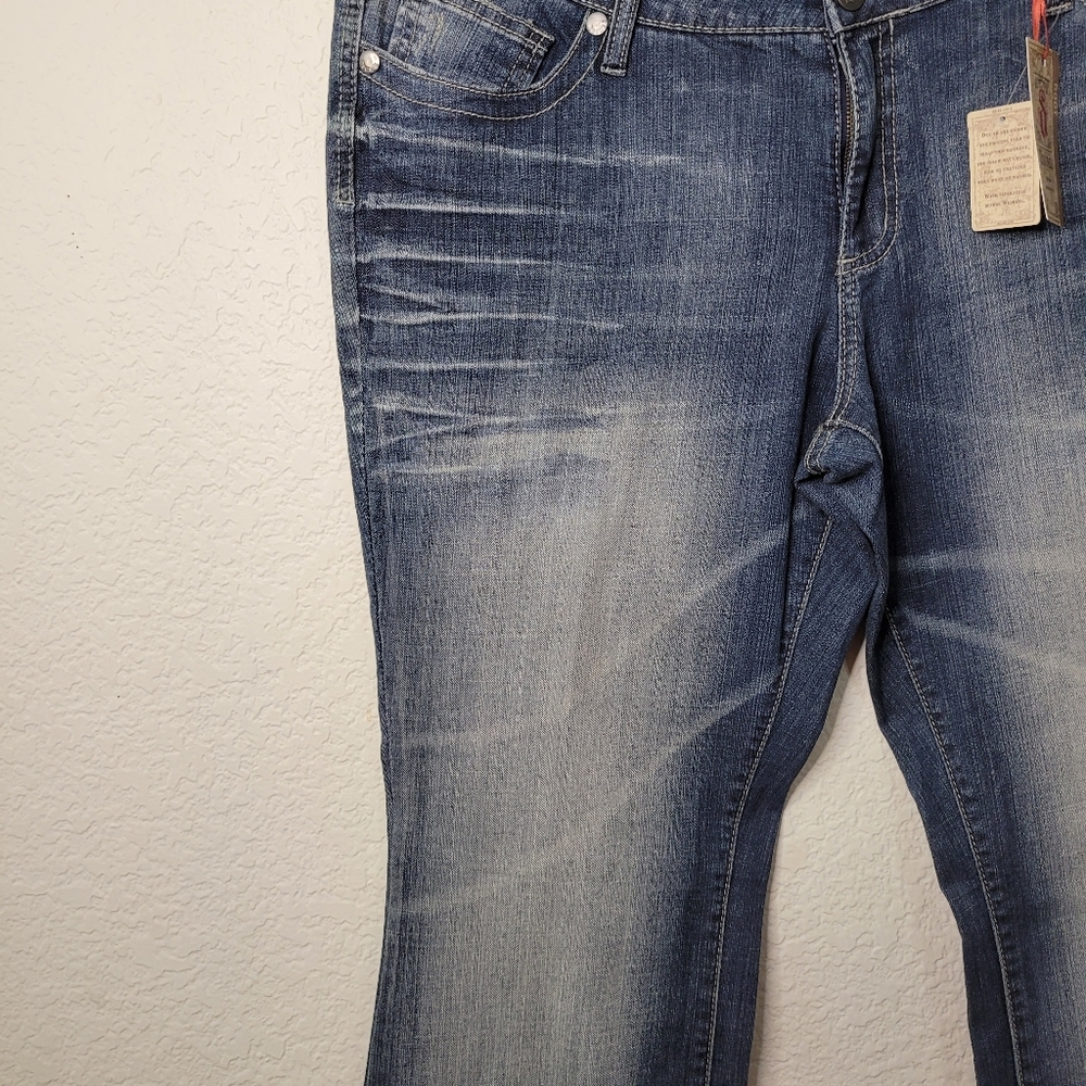 Jeans - Picture 4 of 9
